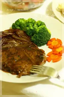 Black pepper naked eye steak