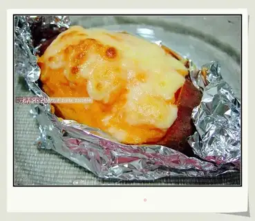 Baked sweet potatoes with cheese