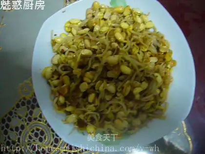 Spicy soybean sprouts