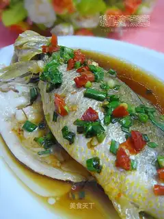 Steamed yellow croaker