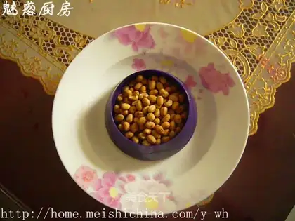 fried soybeans