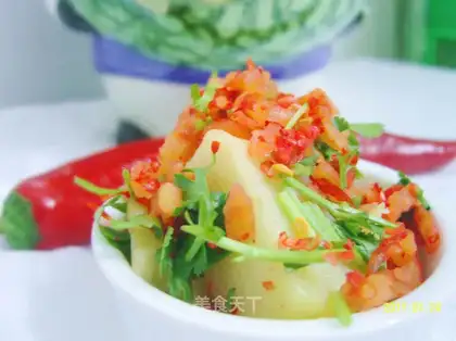 Roasted potato with spicy radish