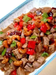 stir-fried beef with cashew nuts