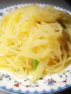 Vinegar shredded potatoes