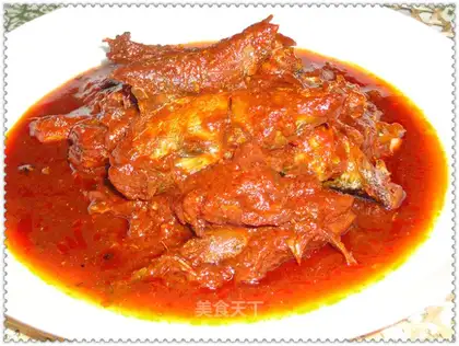 Sardines in tomato sauce