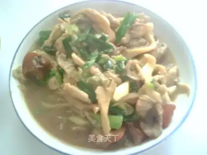 stir-fried mushrooms with garlic sprouts