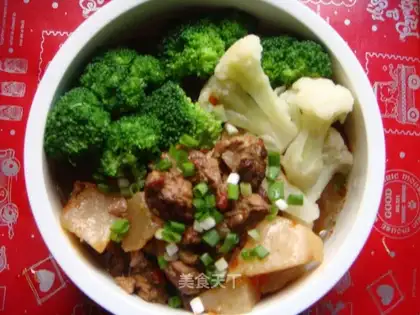 Shuanghua beef noodles