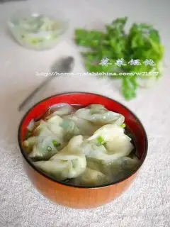 Shepherd's purse and fresh meat wonton