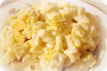 Potato and apple salad