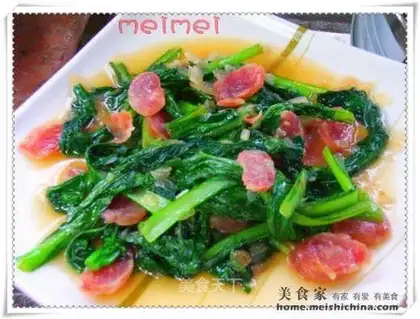 stir-fried sausage with cabbage