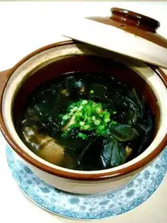 Casserole pork ribs and seaweed soup