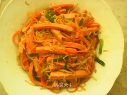 Ham sausage and green bean sprouts