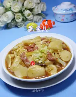 Bacon-covered cabbage