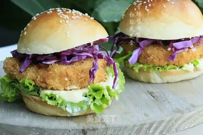 Spicy chicken burger