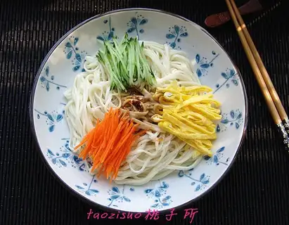 Three cold noodles