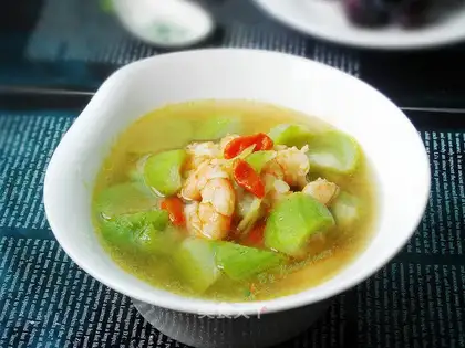 Smelt shrimp soup