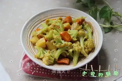 Curry potato broccoli