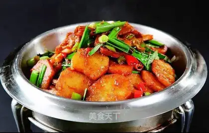 Pot potato chips
