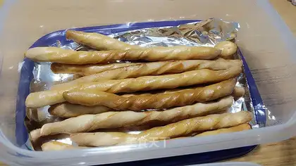 Milk-smelling toothsticks