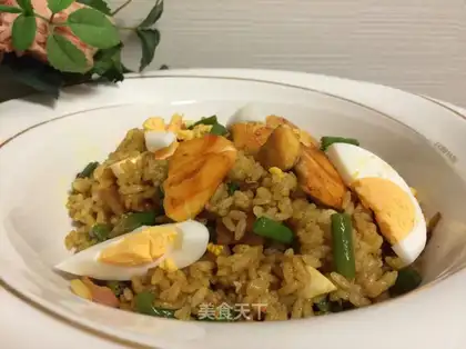 Curry salmon fried rice