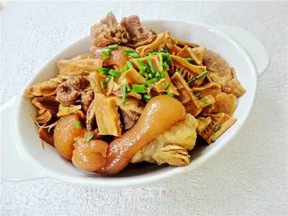 Pig hoof dry