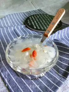 The silver ear soup