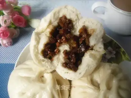Frozen gravy meat buns