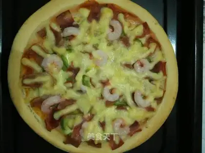 Shrimp bacon pizza