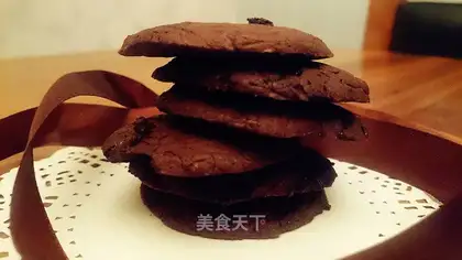 Big chocolate cookies