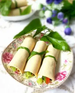 Bean roll