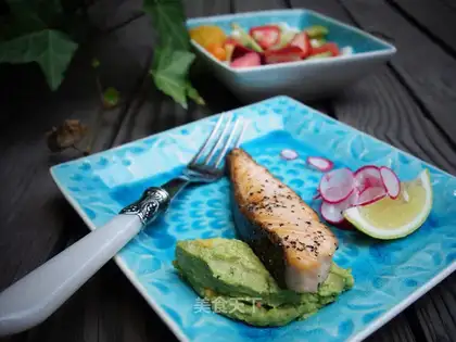 Butter sauce salmon