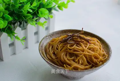Onion noodles