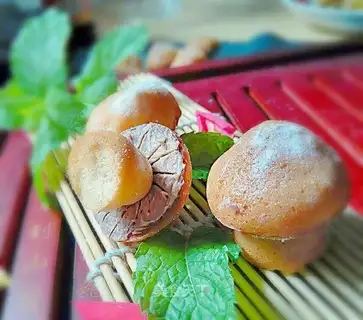 Pelican ash mushrooms