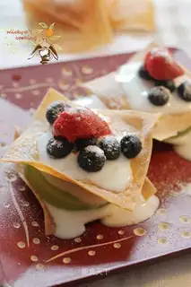 Wine fruit pile
