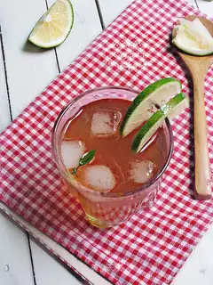 Homemade iced tea