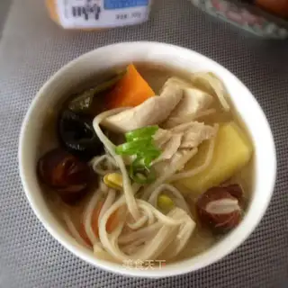 Chicken-fruit soup