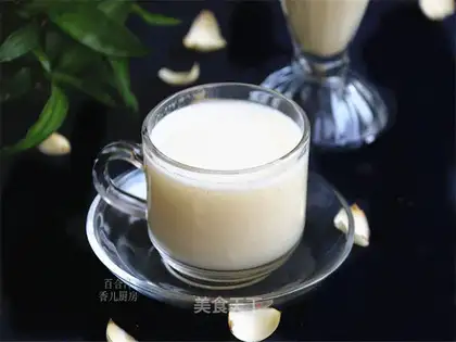 Honey lily juice