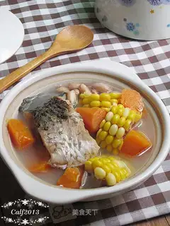 Carrot cornfish soup