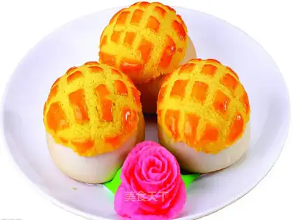 Sweet, soft pineapple buns
