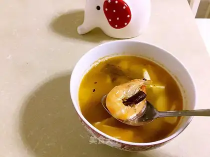 Shrimp tofu soup