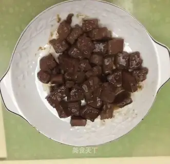 Black pepper beef