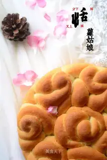 Rose bread