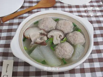 Soup for mushrooms and melons