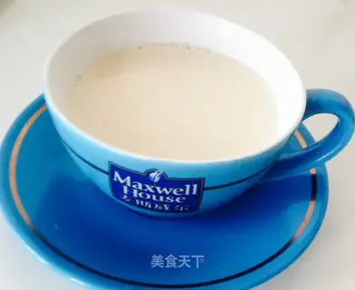 Vanilla milk tea