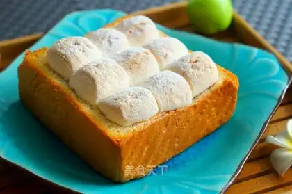 Cotton candy toast