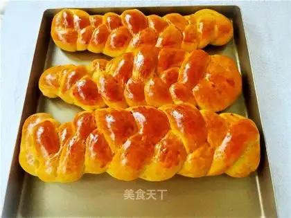 Lavender bread