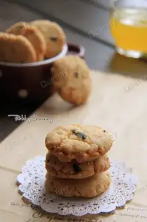Seaweed pine crackers