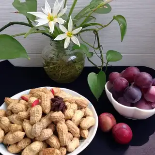 Cook peanuts