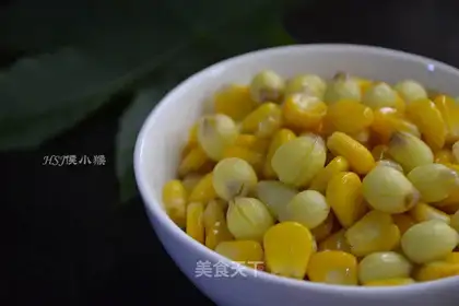 Fresh lotus corn