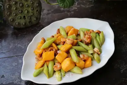 Shrimp mustard blue mango